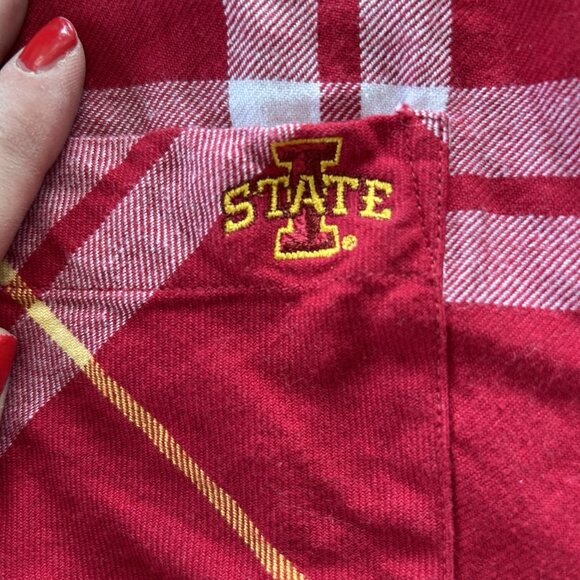 UG Apparel OU Women’s Plaid Flannel Shirt Sz Large red Preppy Iowa State Logo - Picture 2 of 9